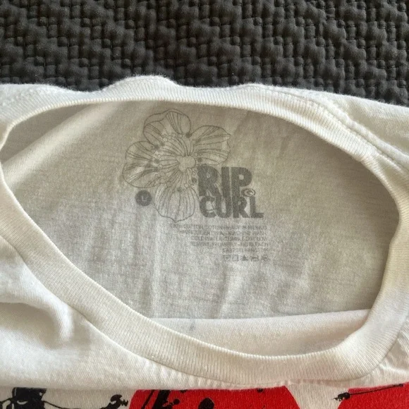 Rip Curl White Tee with Red Graphic - Picture 2 of 2